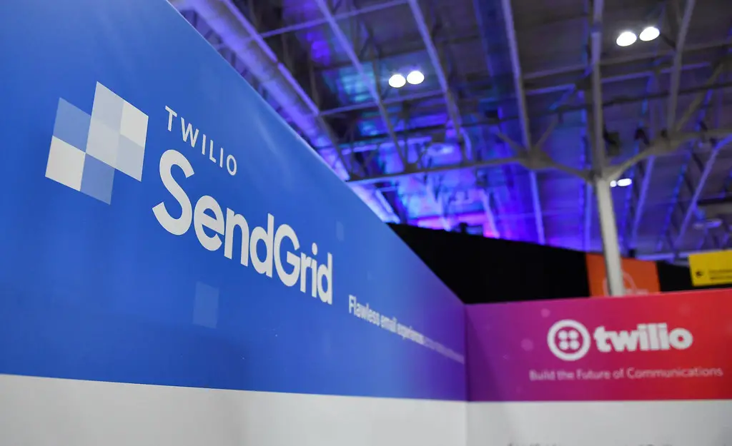 sendgrid-vs.-mailgun-[2021]-(which-is-better?)