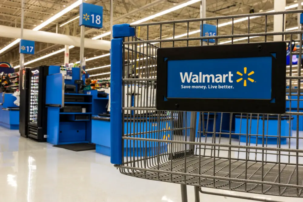 below’s-the-holiday-schedule-for-walmart-2022