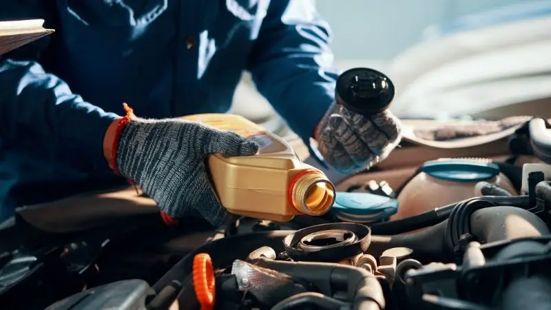 does-autozone-do-oil-changes?-(try-this-instead)